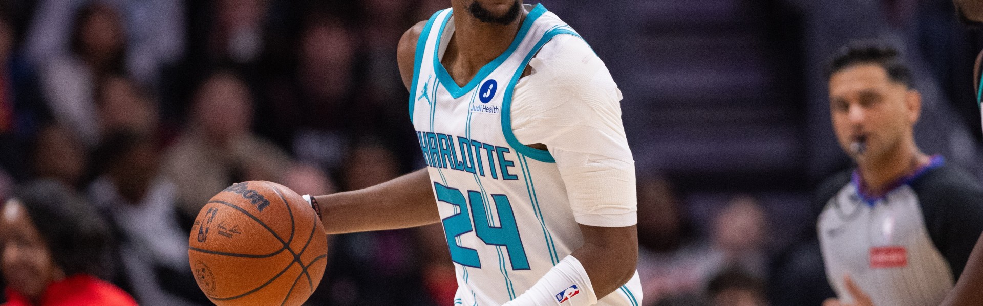 开云app-菲茨戴尔：布兰登·米勒是当今NBA最全面球员之一 射程广防守拼命