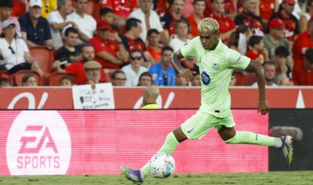 首轮传射！亚马尔上赛季以来各赛事参与40粒进球，超越维尼修斯